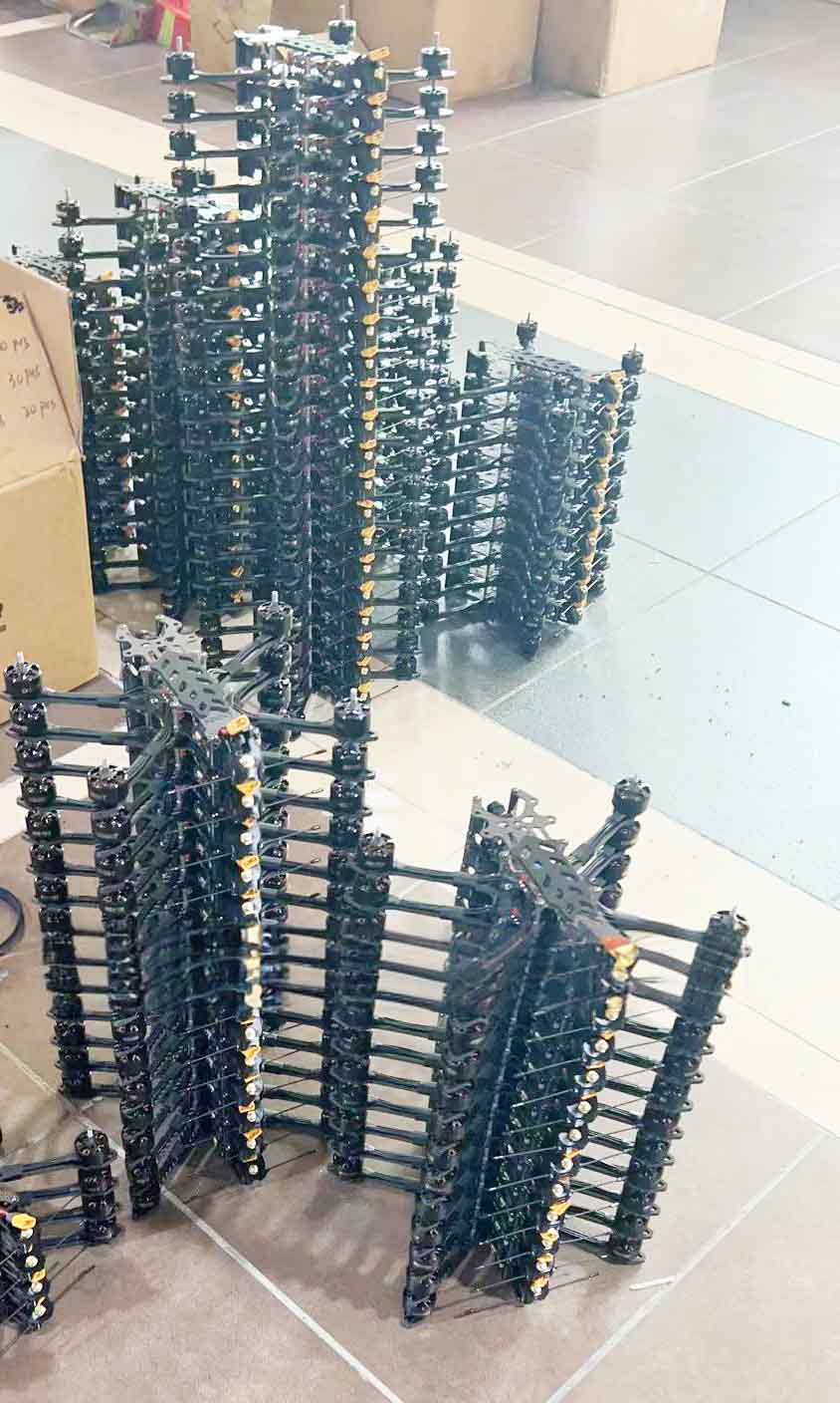 FPV Drone with Camera BNF Elrs 7inch Quadcopter 2-3kg Payload 8000mAh 2‑5kg payload 1500KV fpv long range remote control drone with camera bnf elrs 7inch quadcopter long range 2 3kg payload